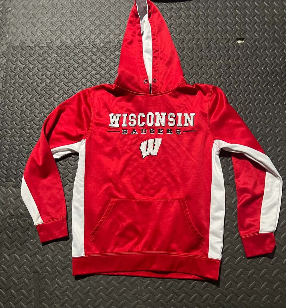 Colosseum Wisconsin Badgers Hoodie Size M Red White Pullover Sweatshirt